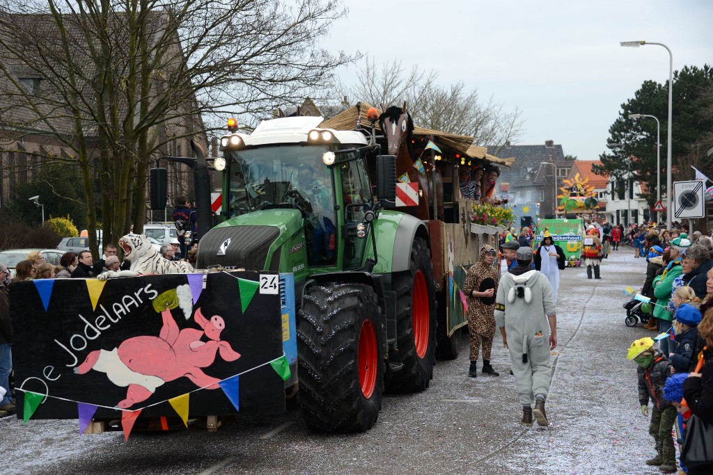 ../Images/Optocht 2015 117.jpg